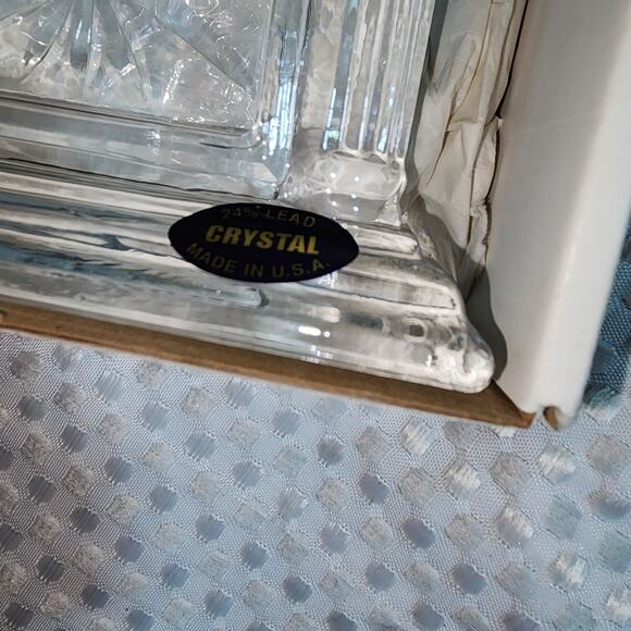 VINTAGE STERLING & NOBLE LEAD CRYSTAL MANTEL CLOCK - Picture 4 of 4